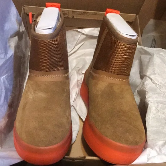 COPY - UGG MINI BOOT - Picture 4 of 6